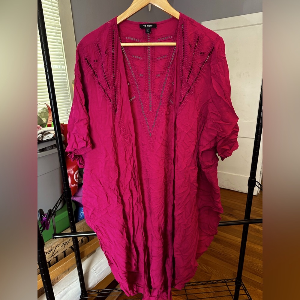 Lightweight tunic with beautiful geometric print | 3x | torrid